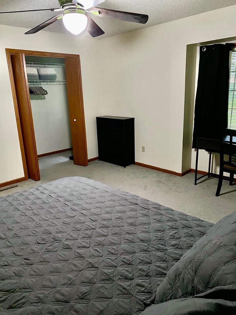 spare bedroom