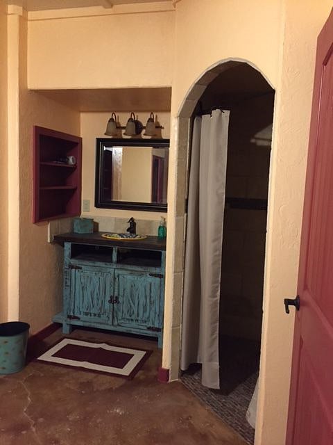 Furnished Finder property 384337_1 photo 2