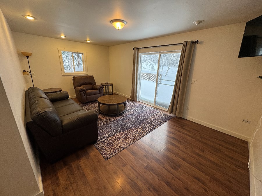 Furnished Finder property 384356_1 photo 3