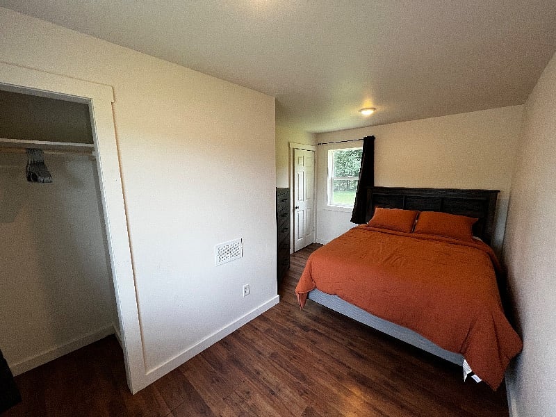 Furnished Finder property 384356_2 photo 9