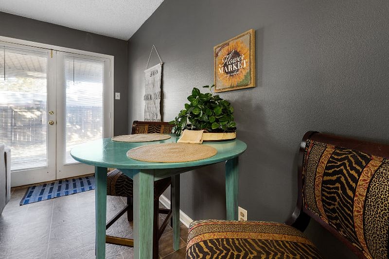 Furnished Finder property 384371_1 photo 5