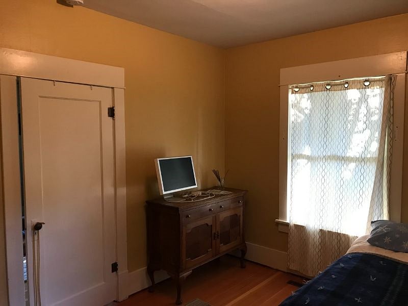 Furnished Finder property 384389_1 photo 6