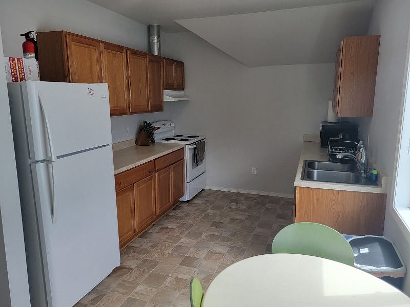 Full Size Kitchen