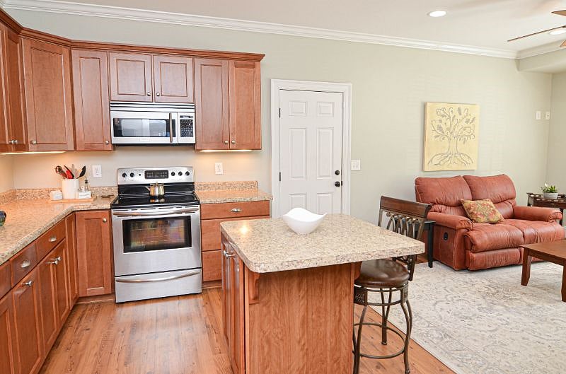 Furnished Finder property 384521_1 photo 5