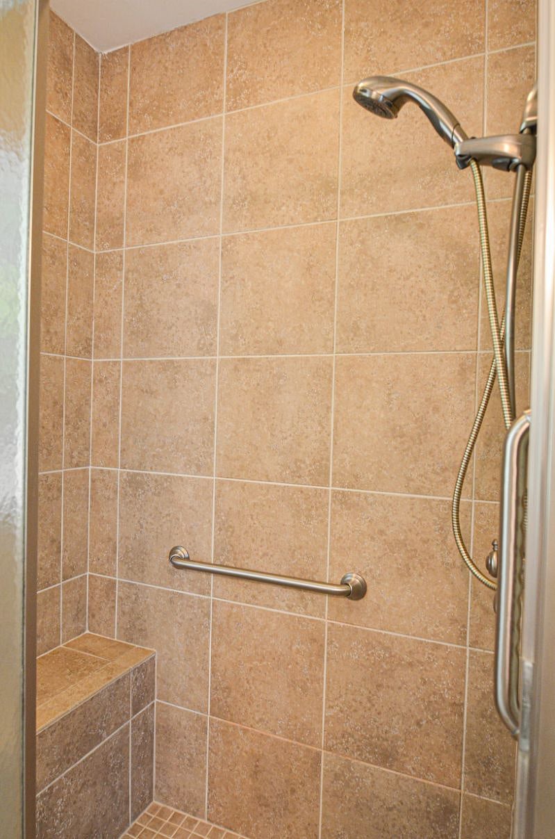 Furnished Finder property 384521_1 photo 9