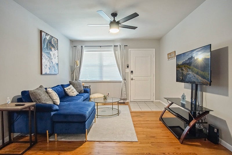 Furnished Finder property 384545_1 photo 3