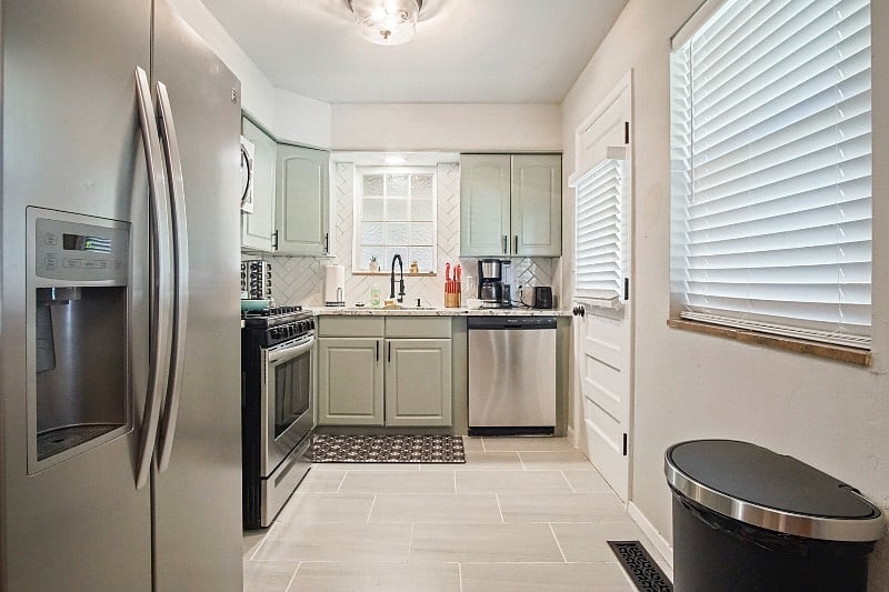 Furnished Finder property 384545_1 photo 10