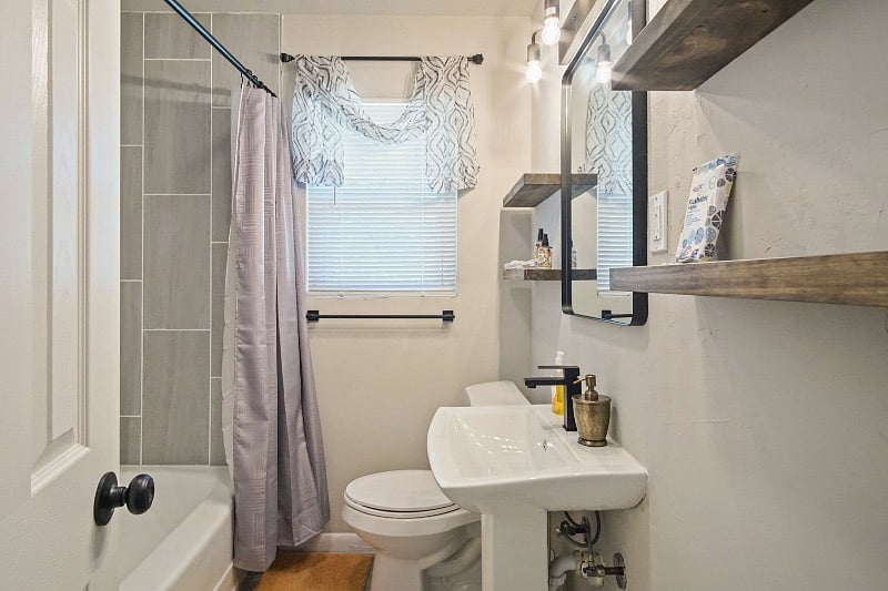 Furnished Finder property 384545_1 photo 17