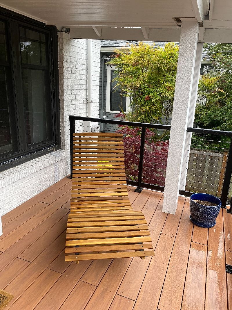 Front porch lounge chair