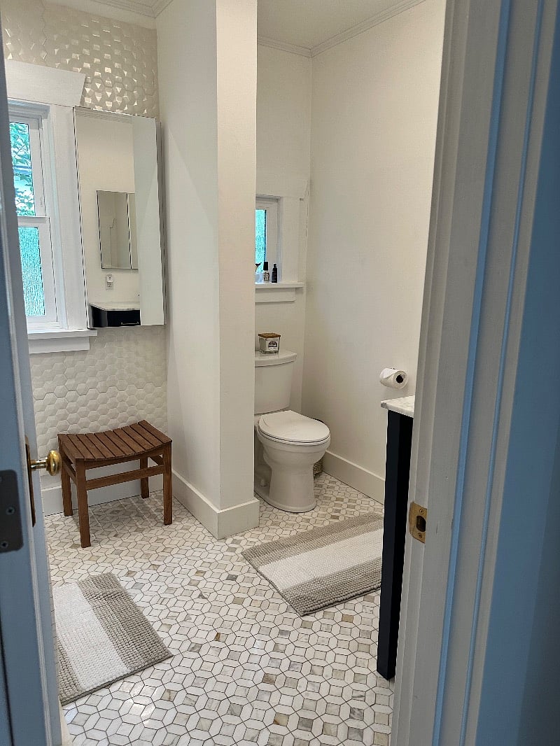 Main bathroom and shared shower