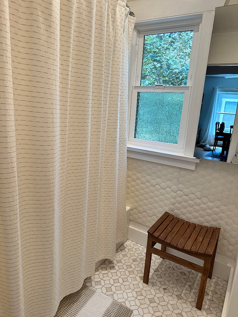 Main bathroom and shared shower