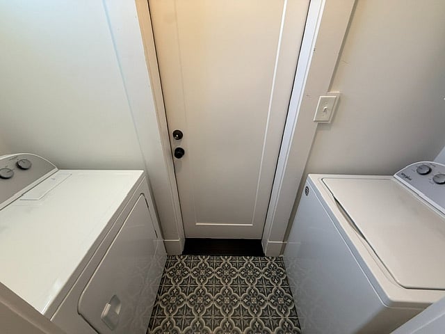 Furnished Finder property 384587_1 photo 12