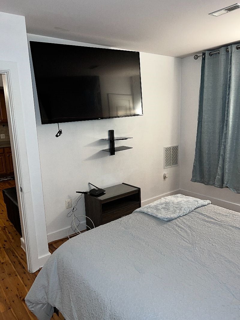 Furnished Finder property 386025_1 photo 15