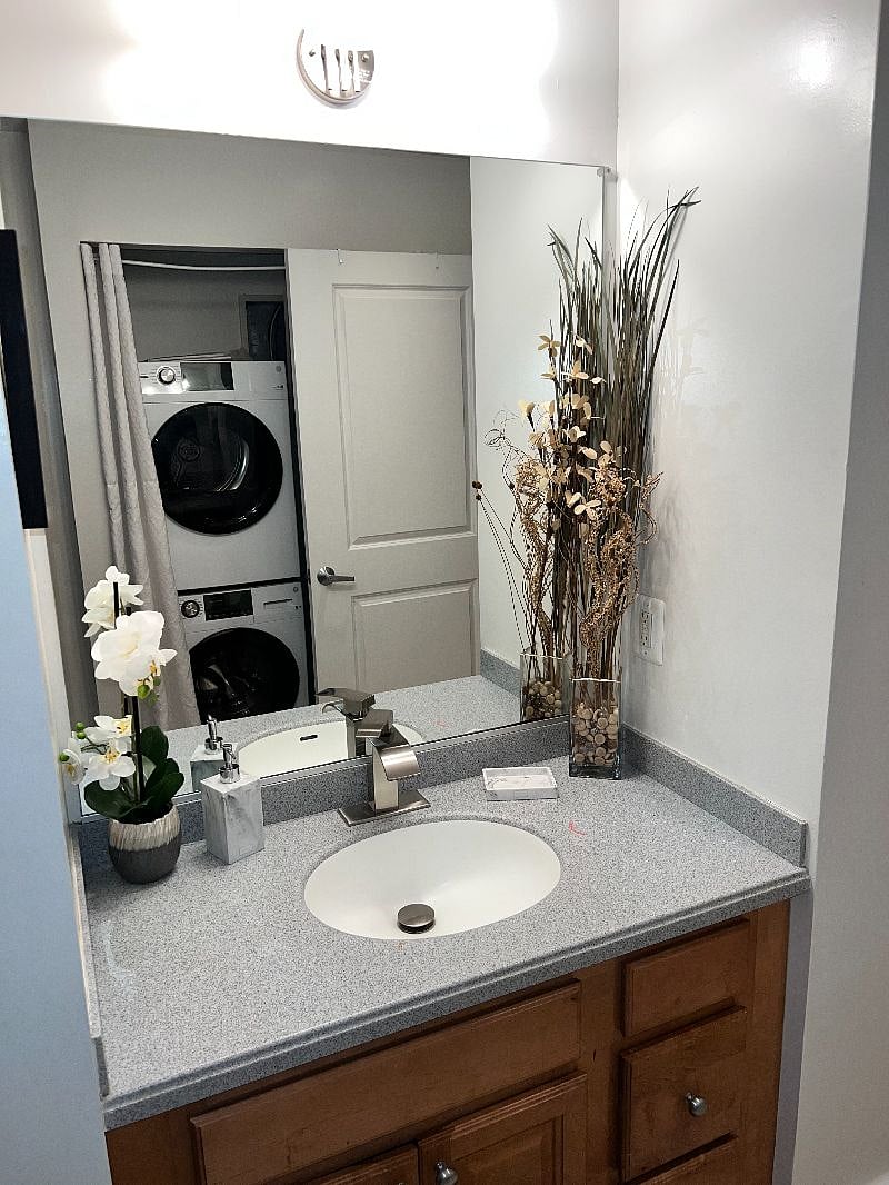 Furnished Finder property 386025_1 photo 12