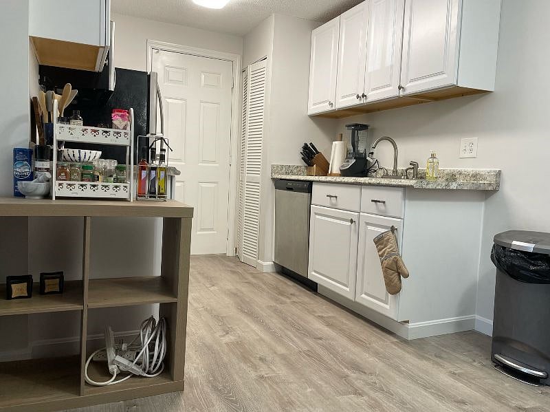 Furnished Finder property 386128_1 photo 13