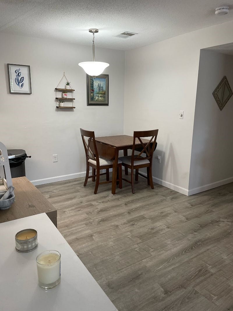 Furnished Finder property 386128_1 photo 20