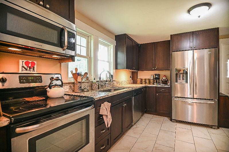 Furnished Finder property 386182_1 photo 4