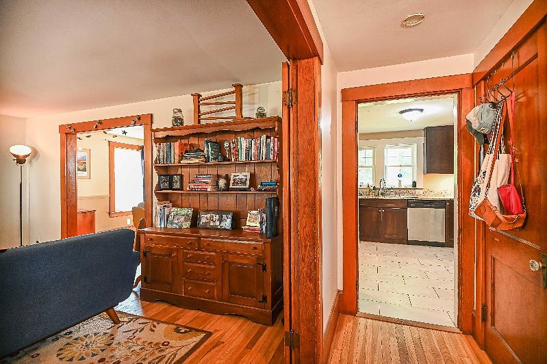 Furnished Finder property 386182_1 photo 43