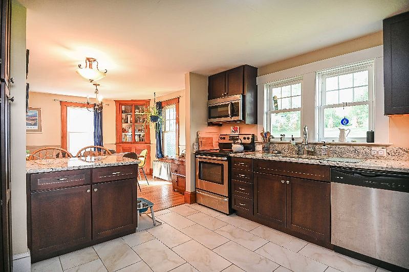 Furnished Finder property 386182_1 photo 60