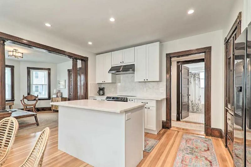 Furnished Finder property 386196_1 photo 11