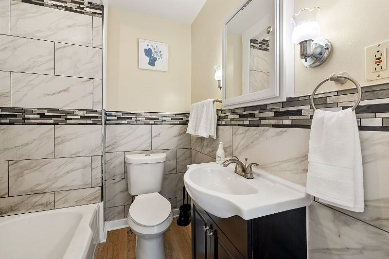 Furnished Finder property 386220_2 photo 15
