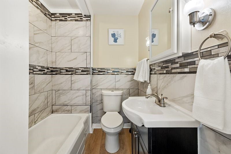 Furnished Finder property 386220_2 photo 7