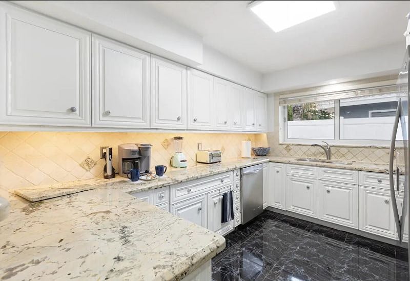 Furnished Finder property 386246_1 photo 7