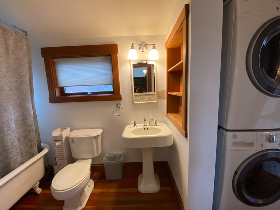 2nd floor bathroom (Jack and Jill connecting doors to both bedroom 1 and bedroom 2)