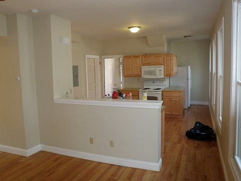 Furnished Finder property 386265_2 photo 12