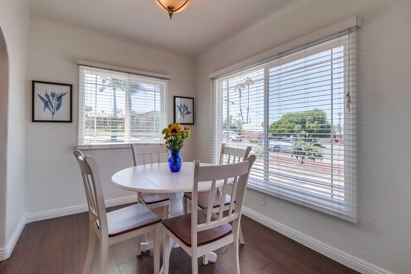 Furnished Finder property 386271_2 photo 6
