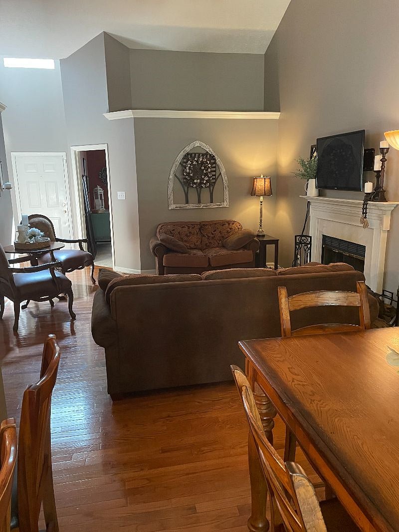 Furnished Finder property 386272_2 photo 7
