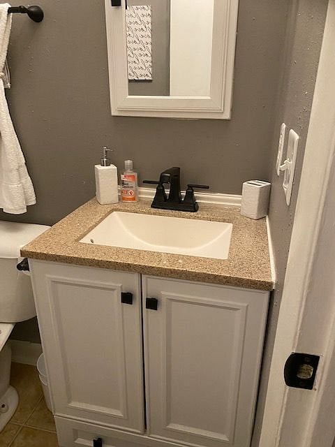 New vanity and fixtures