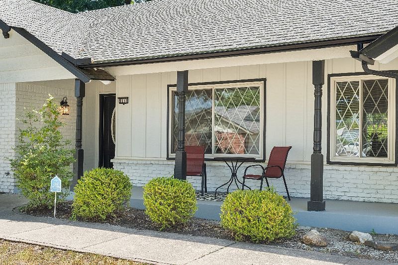 Furnished Finder property 386321_1 photo 4