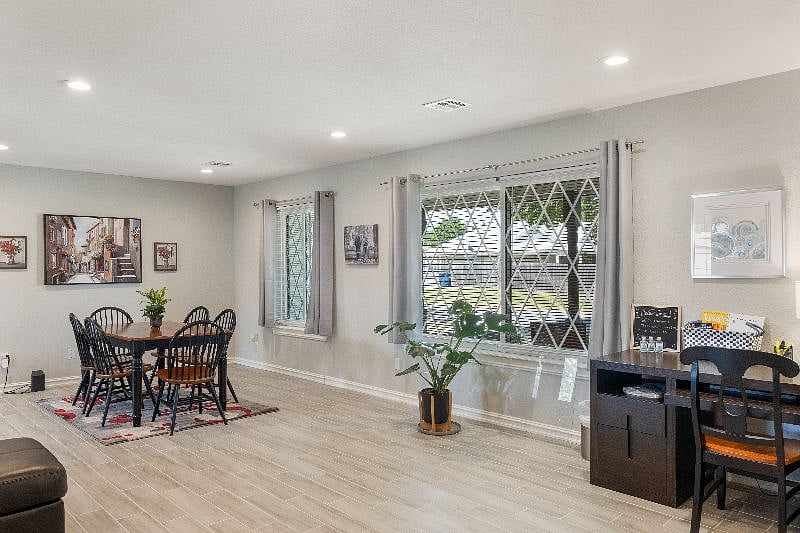 Furnished Finder property 386321_1 photo 7