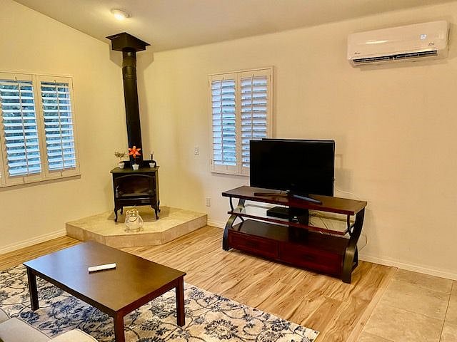 Furnished Finder property 386394_1 photo 4