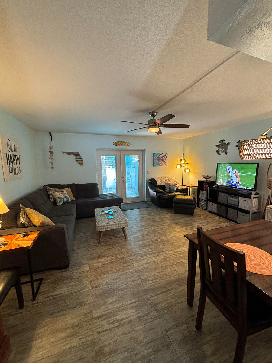 Large living room with Smart TV