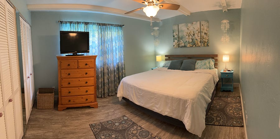 King bedroom - upstairs with smart tv
