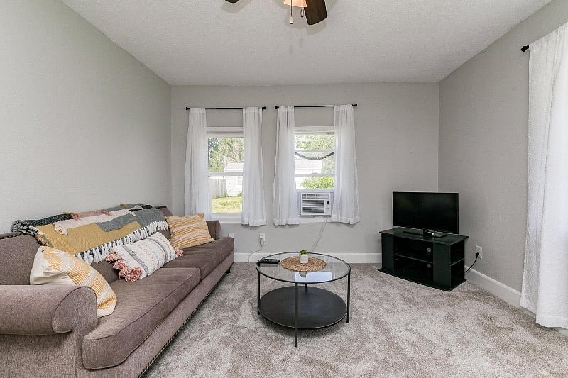 Furnished Finder property 386418_1 photo 13