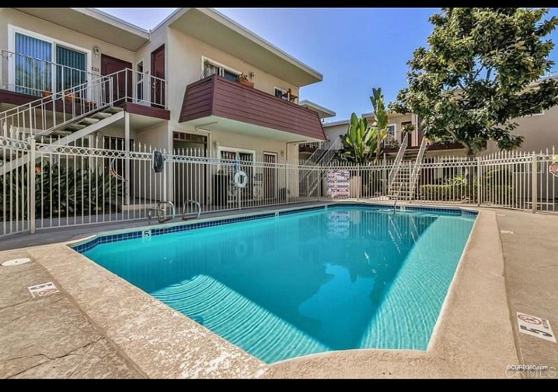 Furnished Finder property 386421_1 photo 3