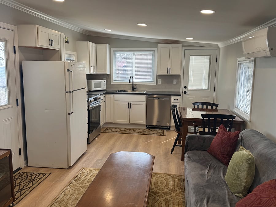 Furnished Finder property 386443_1 photo 10