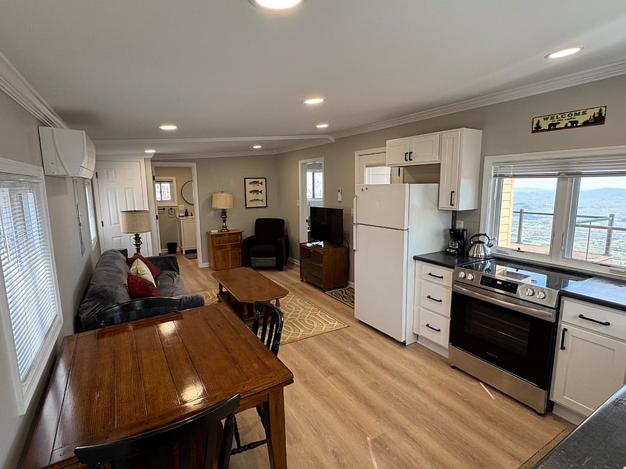 Furnished Finder property 386443_1 photo 12
