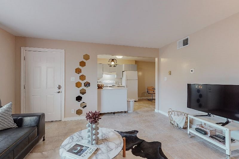 Furnished Finder property 386576_1 photo 5