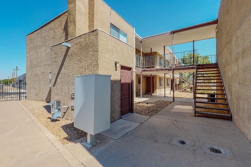 Furnished Finder property 386576_1 photo 17