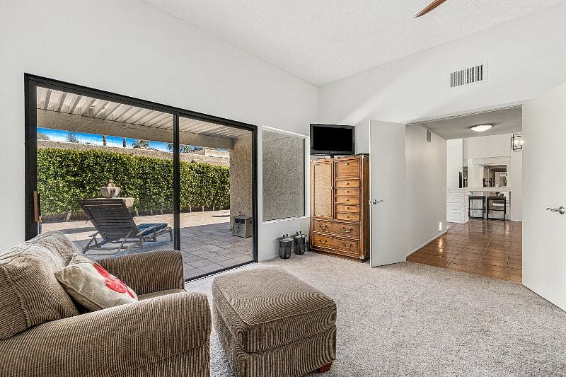 Furnished Finder property 386613_1 photo 14