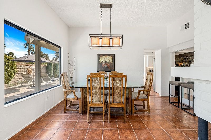 Furnished Finder property 386613_1 photo 26