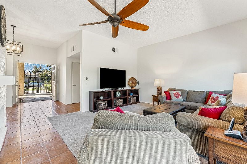 Furnished Finder property 386613_1 photo 29