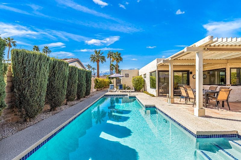 Furnished Finder property 386613_1 photo 33