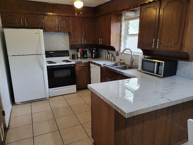 Furnished Finder property 386726_1 photo 5