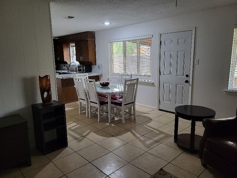 Furnished Finder property 386726_1 photo 8