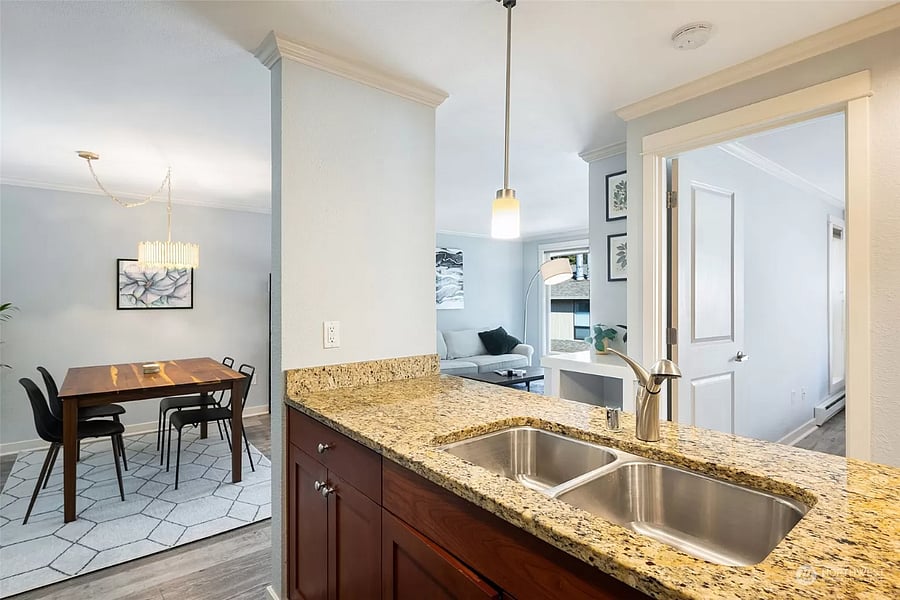 Furnished Finder property 386756_1 photo 15